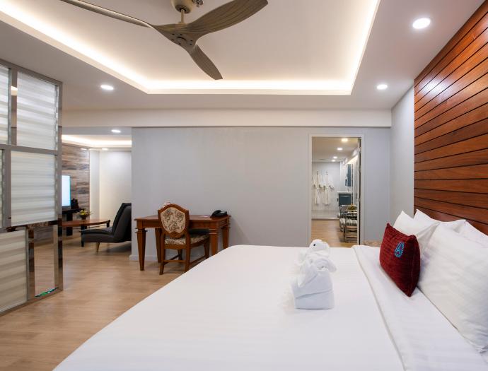 Square Wing VIP Suite